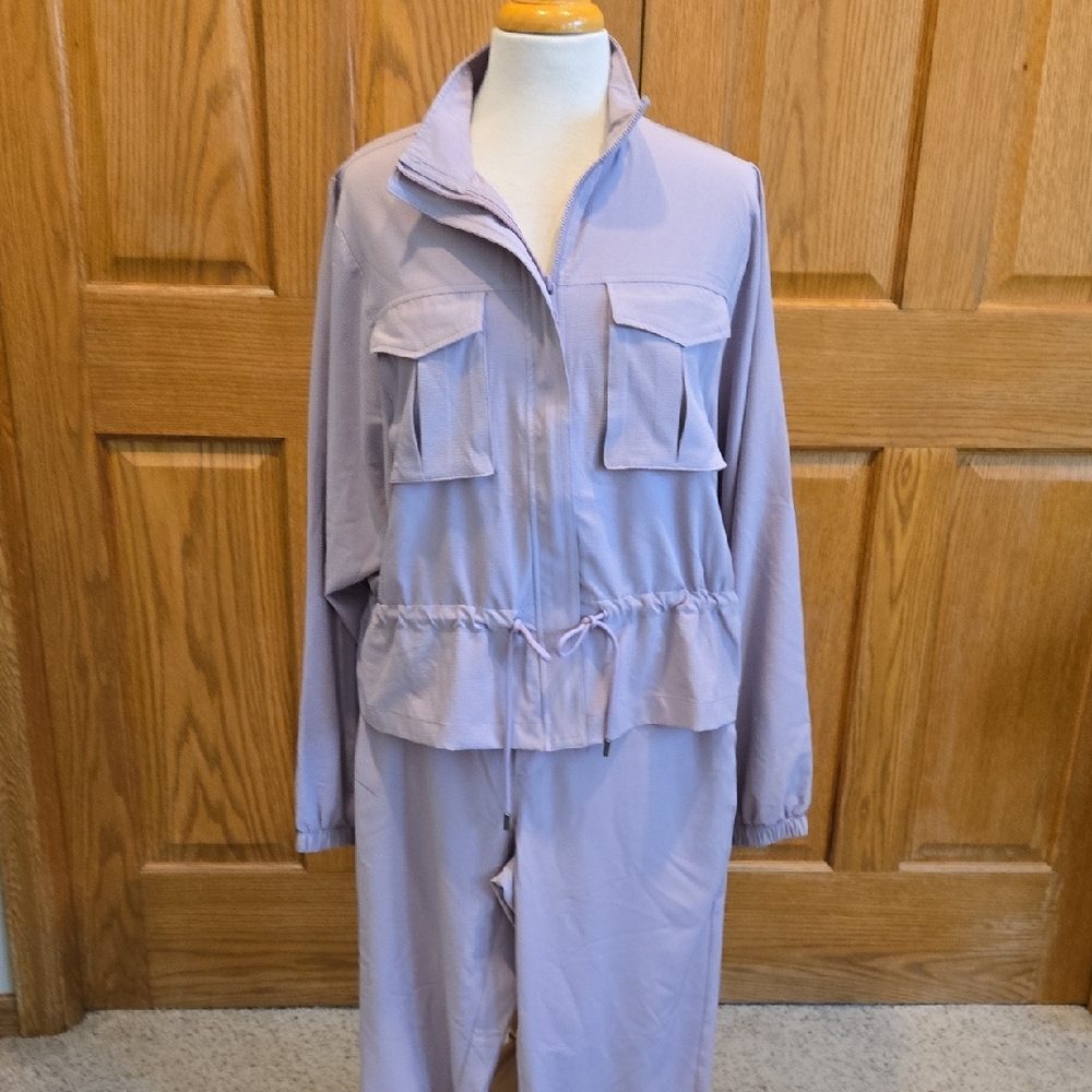 Women’s Lightweight Lavender Zip-Front Jacket And Pants